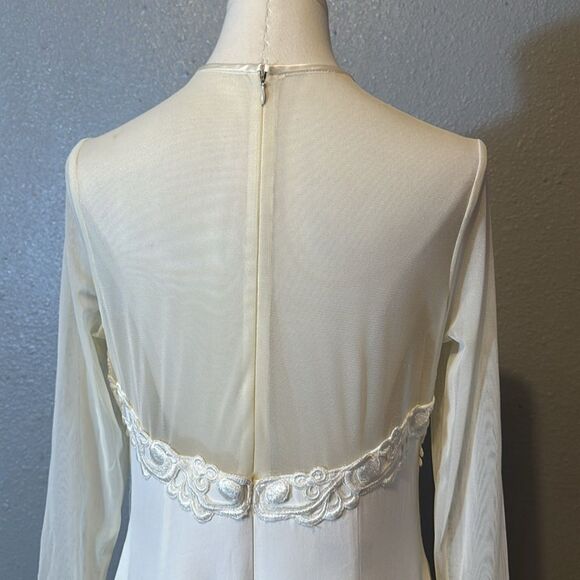Vintage Jessica McClintock bridal dress cream mesh top. Ivory color size 12 - Picture 7 of 13